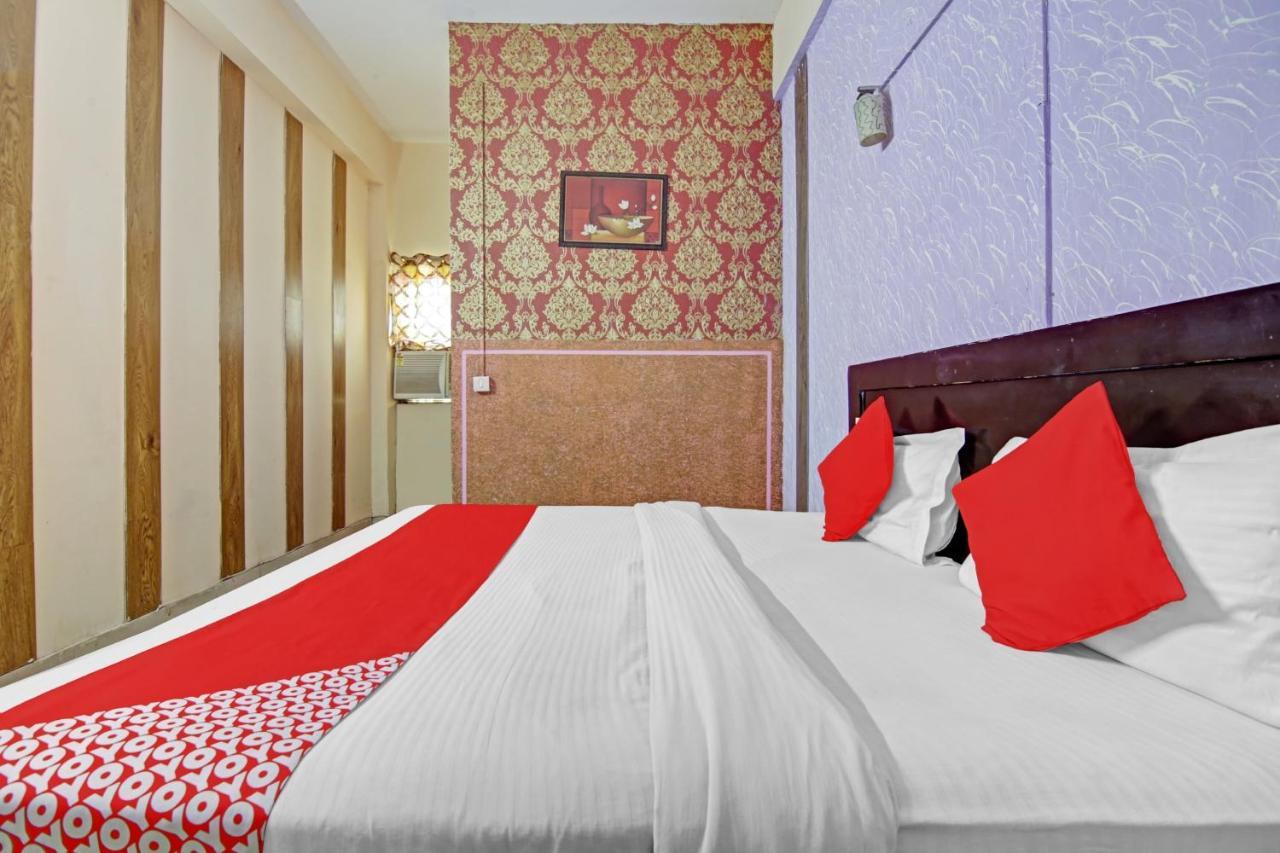 Hotel O Glorious Stayz โนอิดา ภายนอก รูปภาพ