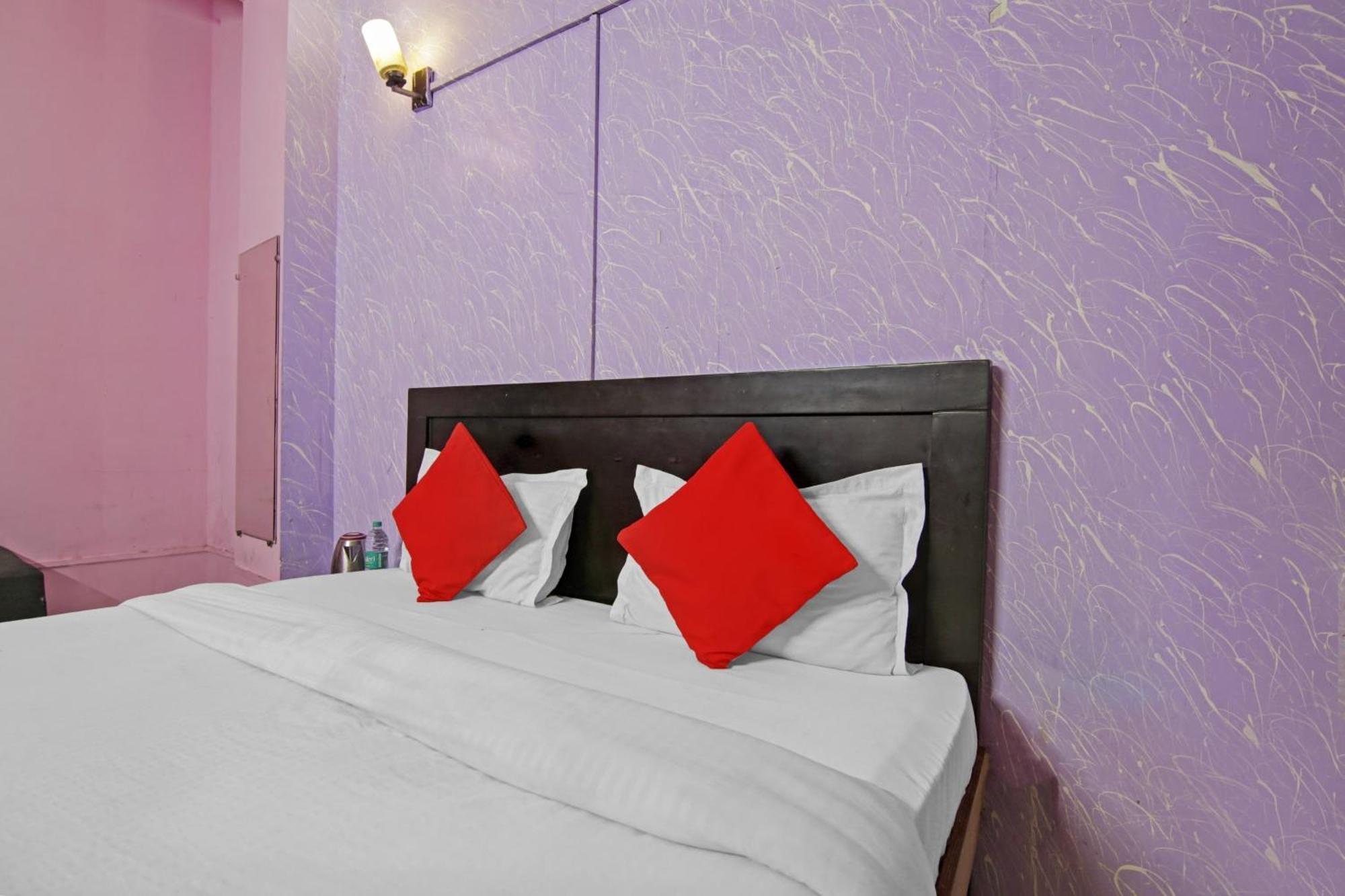 Hotel O Glorious Stayz โนอิดา ภายนอก รูปภาพ