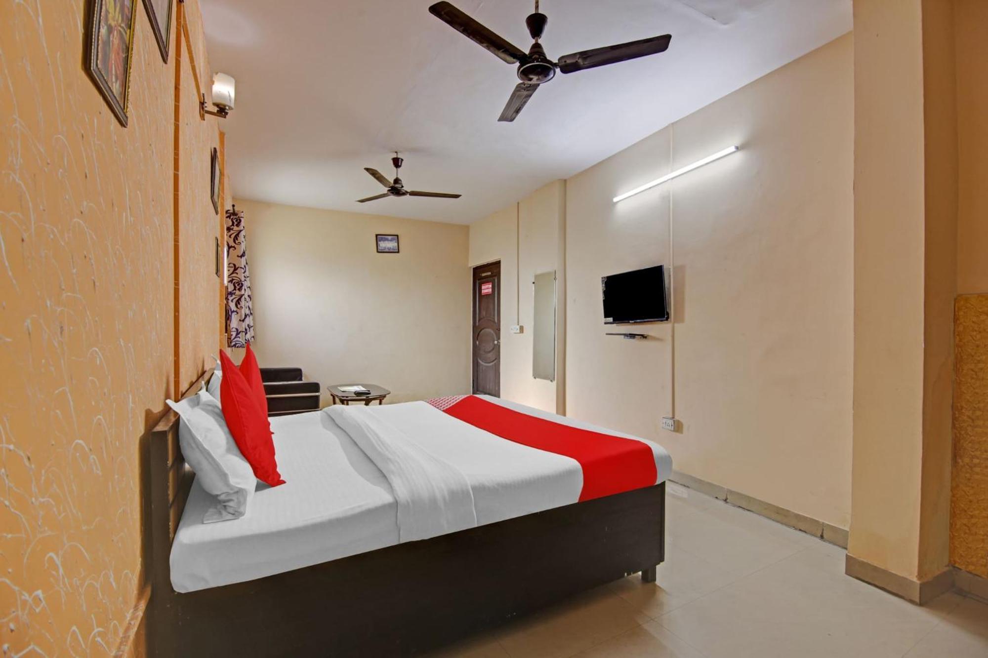 Hotel O Glorious Stayz โนอิดา ภายนอก รูปภาพ