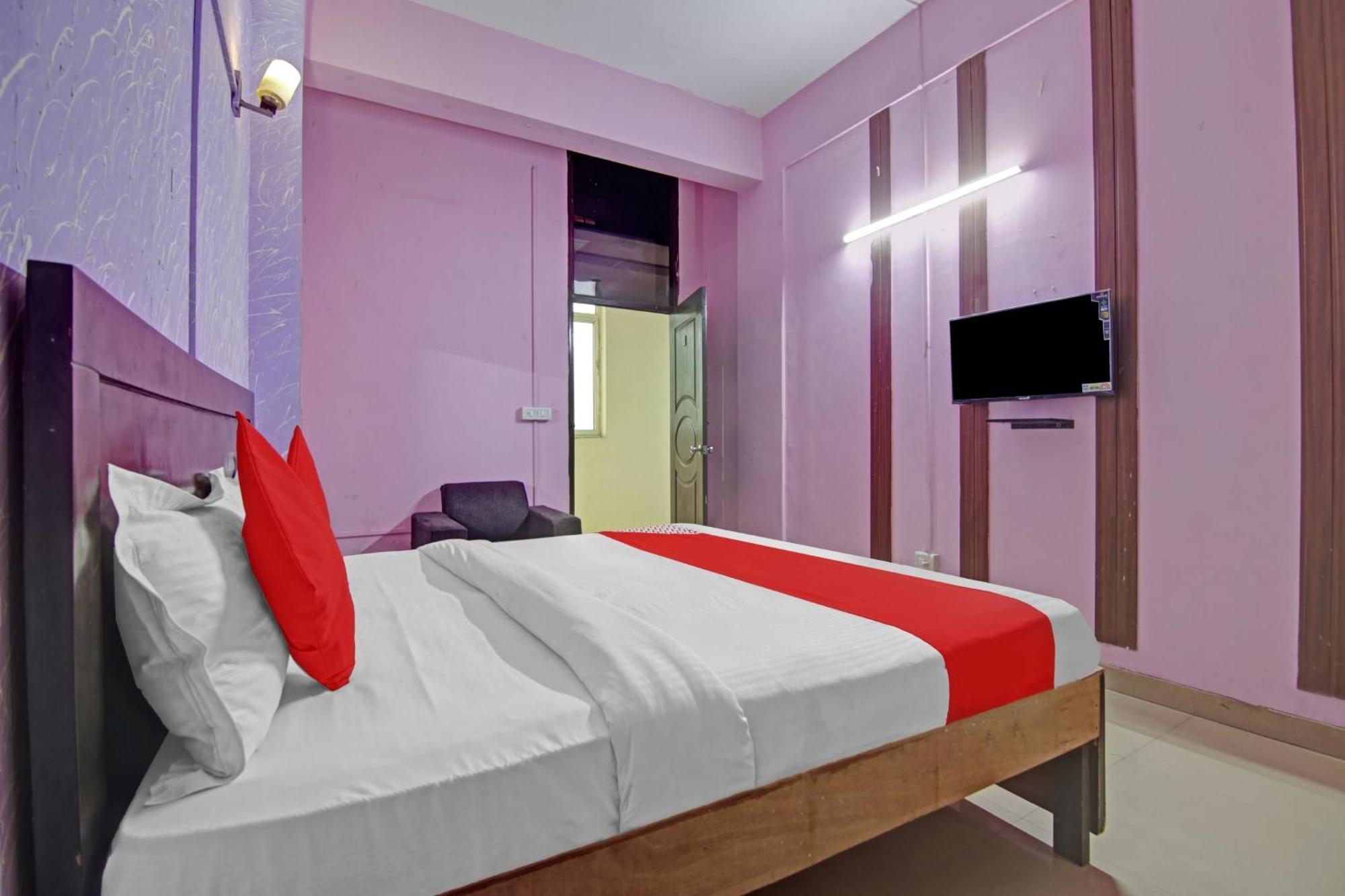 Hotel O Glorious Stayz โนอิดา ภายนอก รูปภาพ