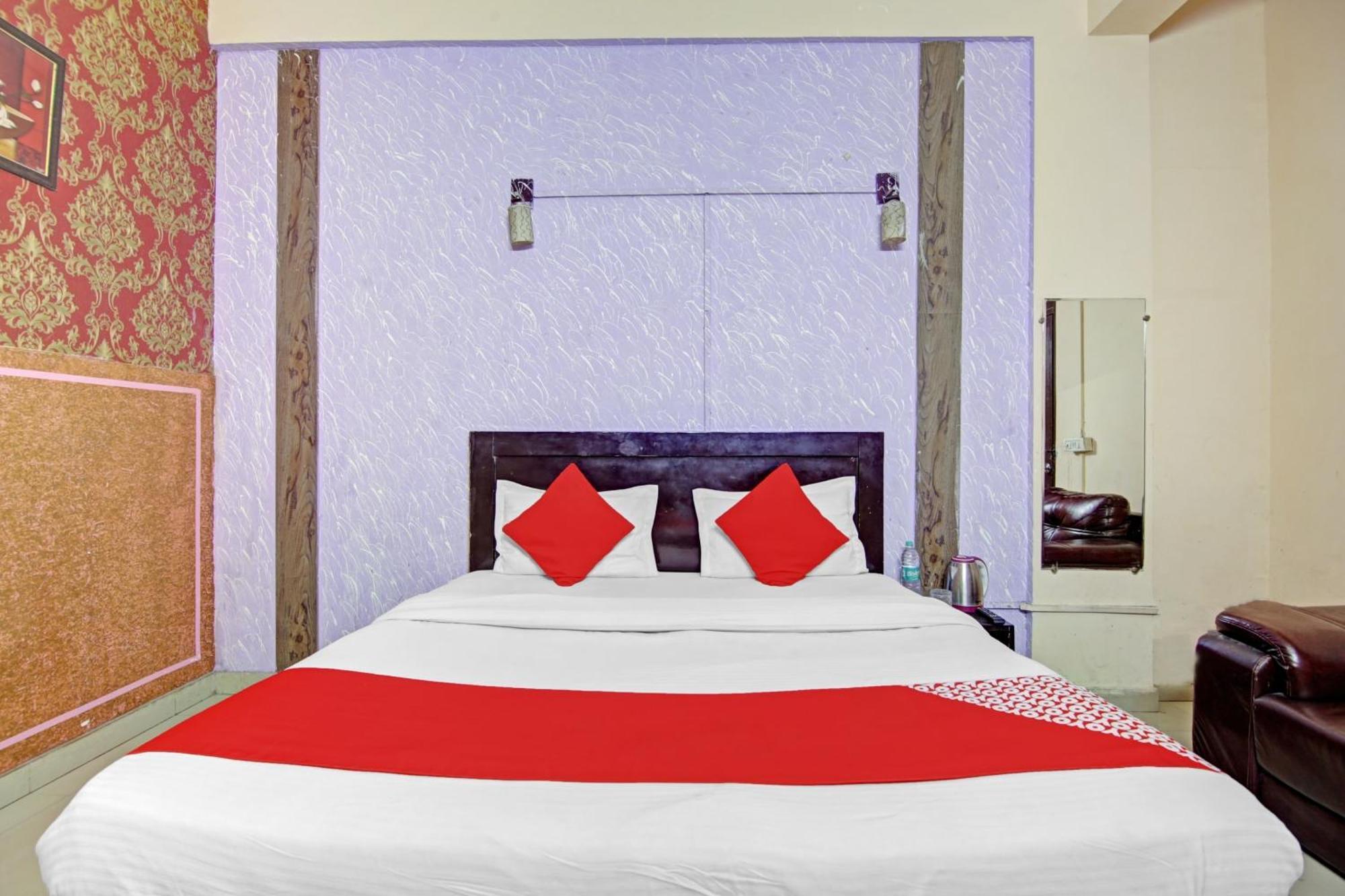 Hotel O Glorious Stayz โนอิดา ภายนอก รูปภาพ