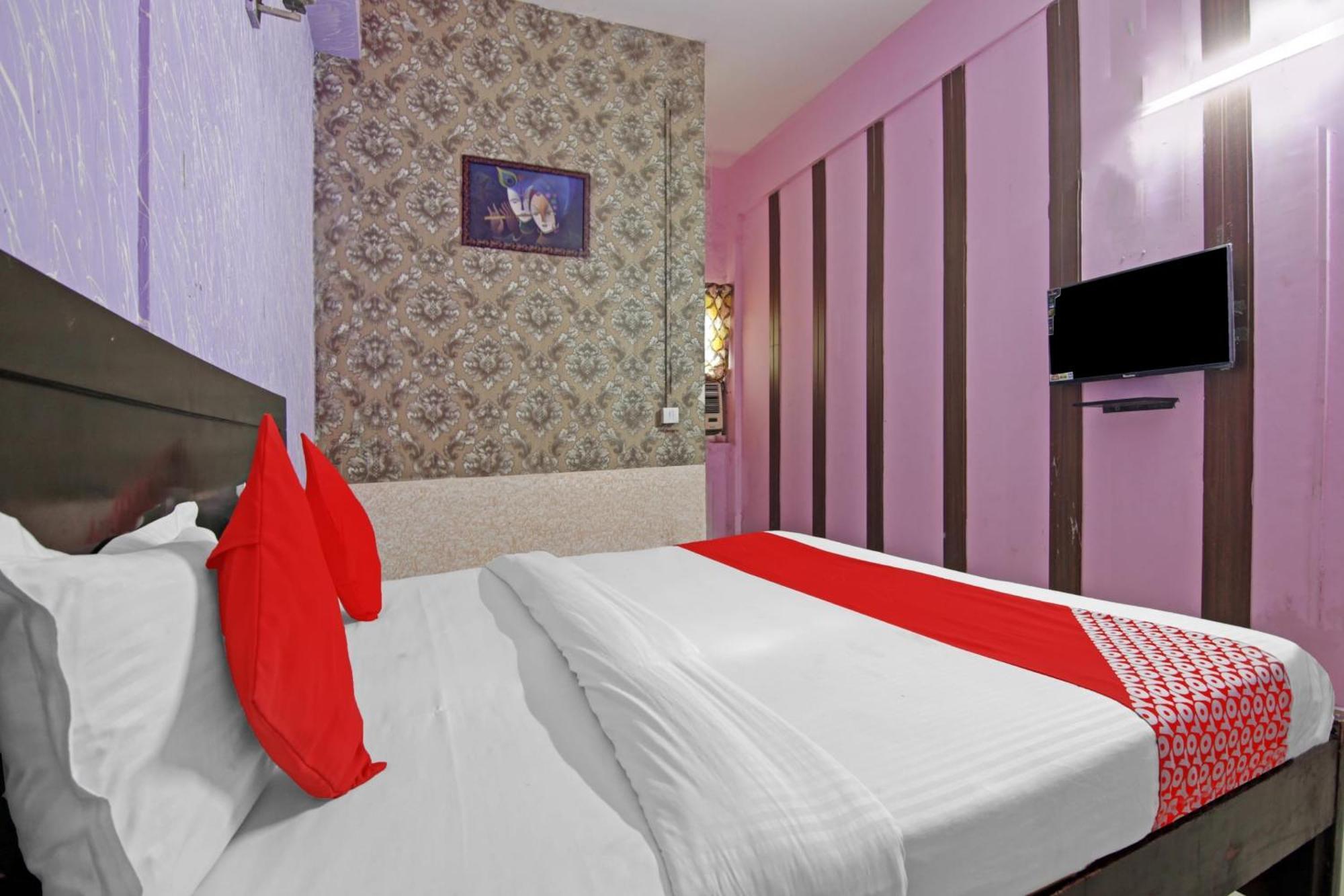 Hotel O Glorious Stayz โนอิดา ภายนอก รูปภาพ