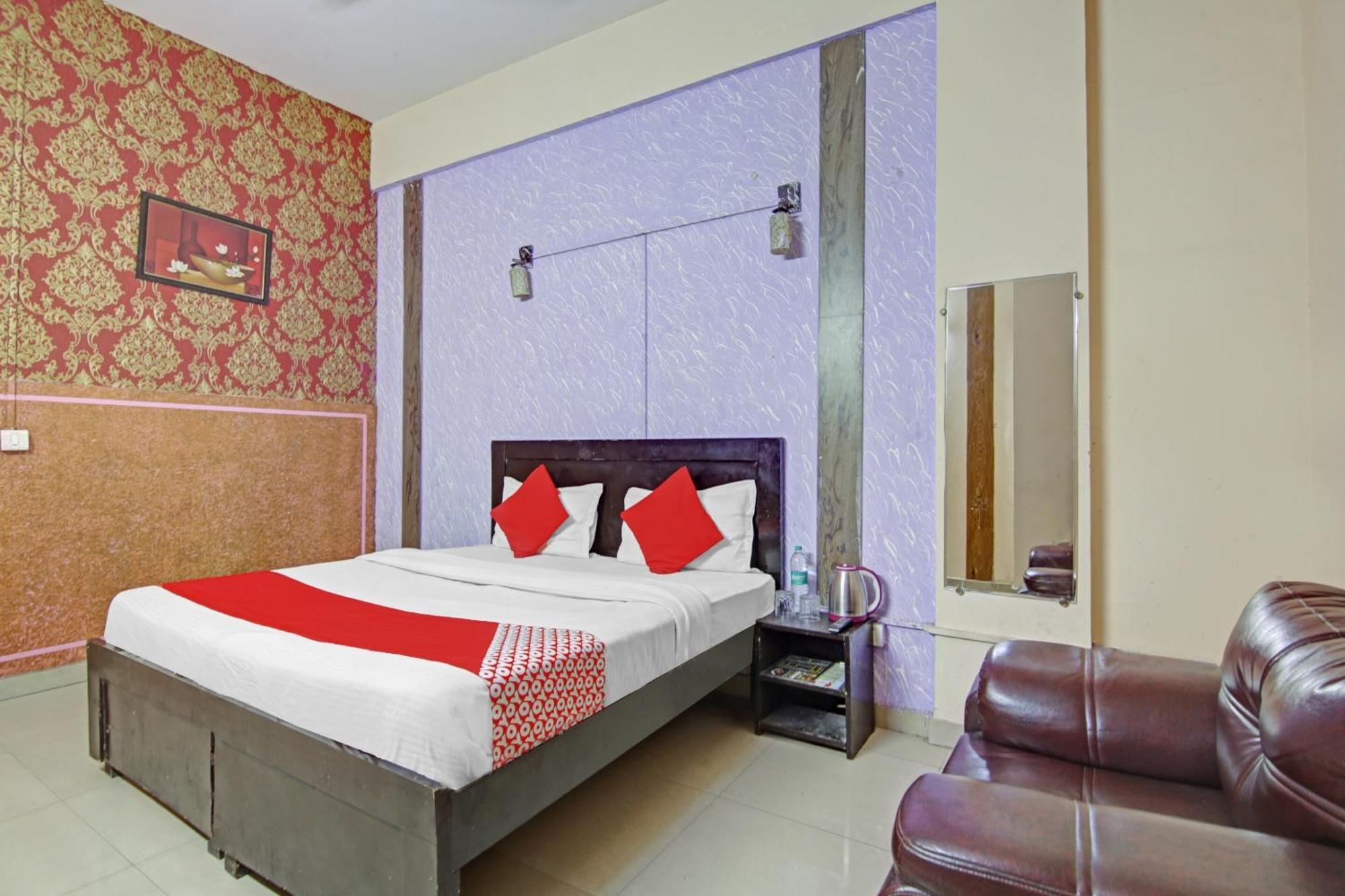 Hotel O Glorious Stayz โนอิดา ภายนอก รูปภาพ
